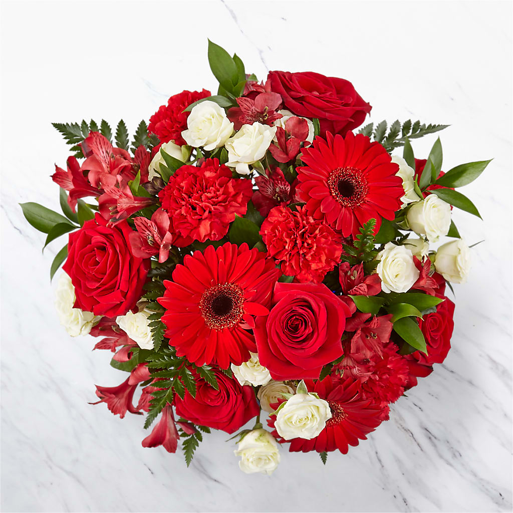 Hearts Embrace Bouquet –  Hirzel Brothers Greenhouse, Toledo OH