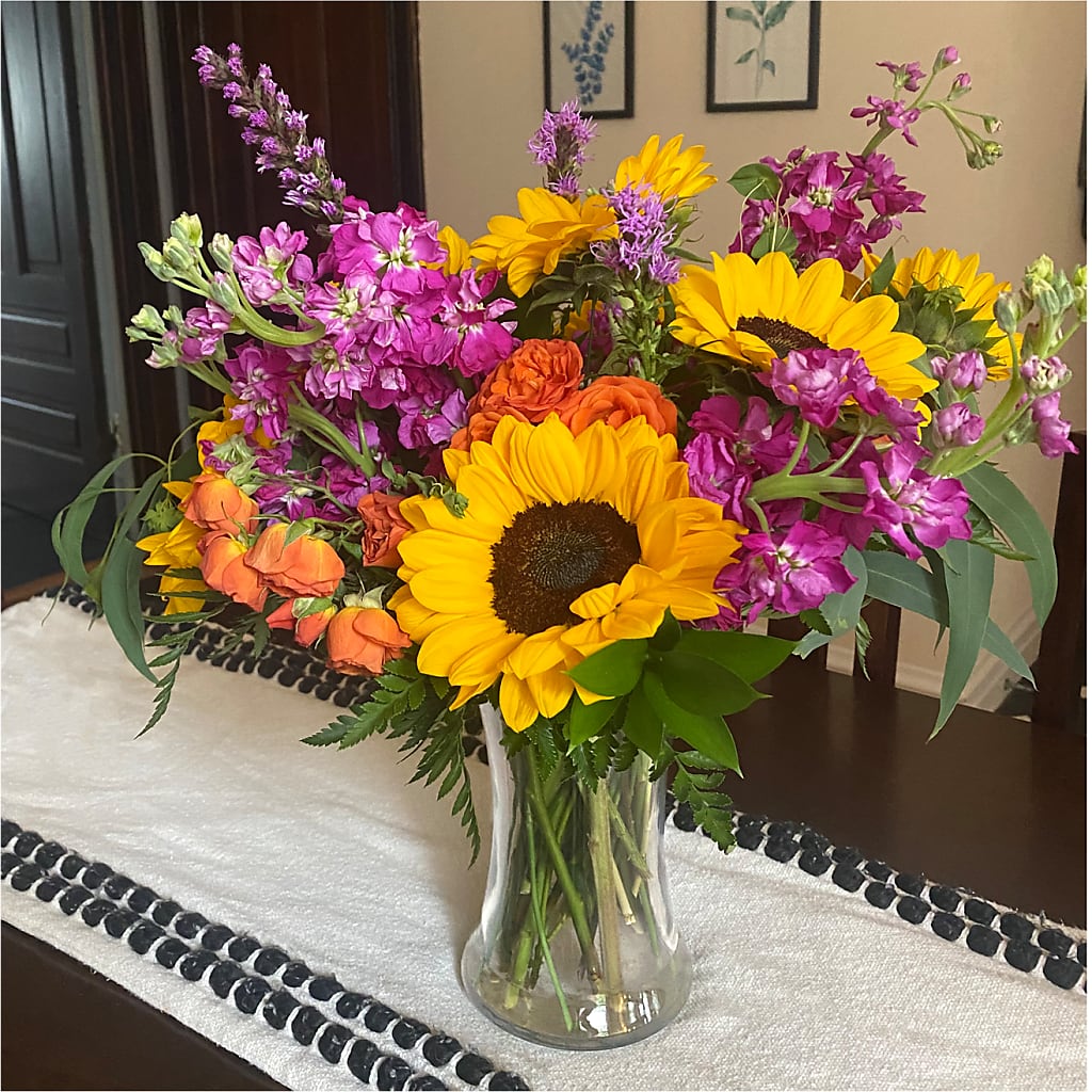Rays of Life Bouquet –  Hirzel Brothers Greenhouse, Toledo OH