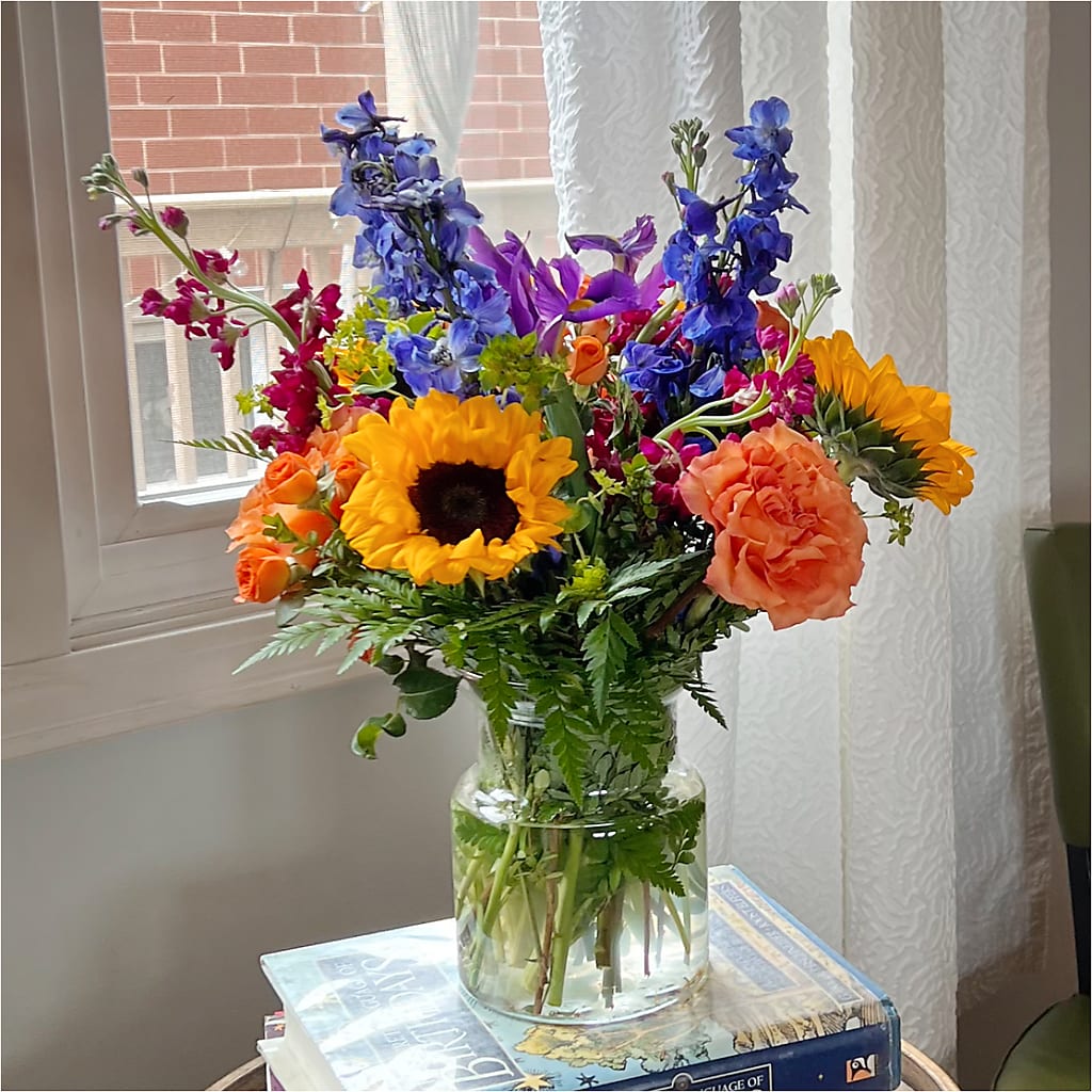 Rays of Life Bouquet –  Hirzel Brothers Greenhouse, Toledo OH