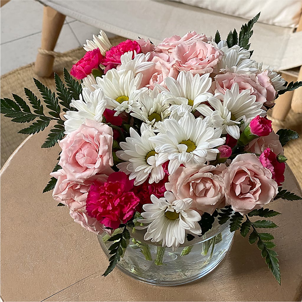 Sweet Surprises® Bouquet –  Hirzel Brothers Greenhouse, Toledo OH