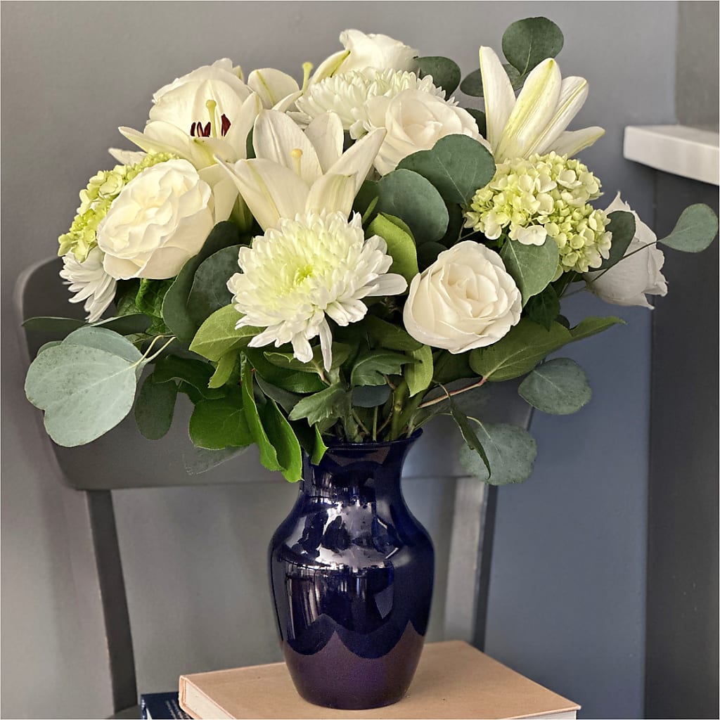 Snowy Dreams Bouquet –  Hirzel Brothers Greenhouse, Toledo OH