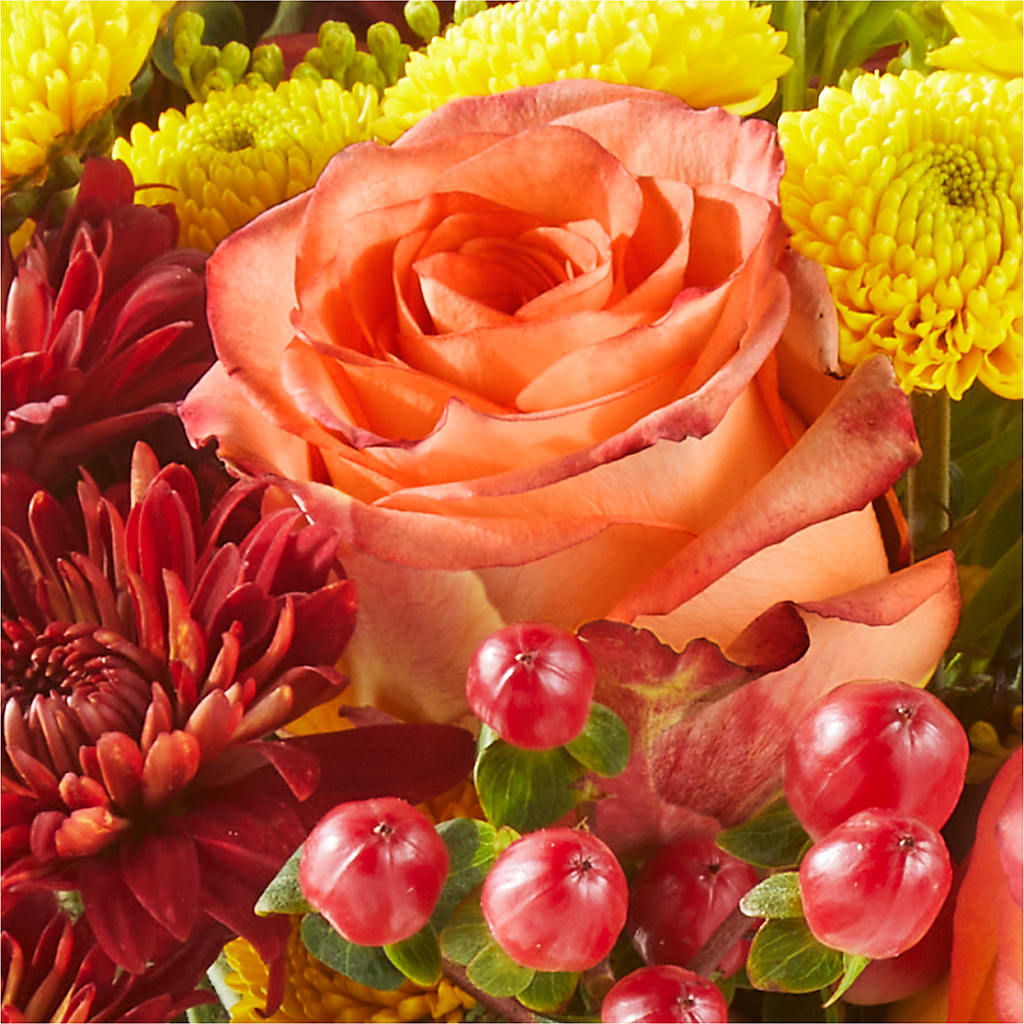 Apple Picking Bouquet –  Hirzel Brothers Greenhouse, Toledo OH