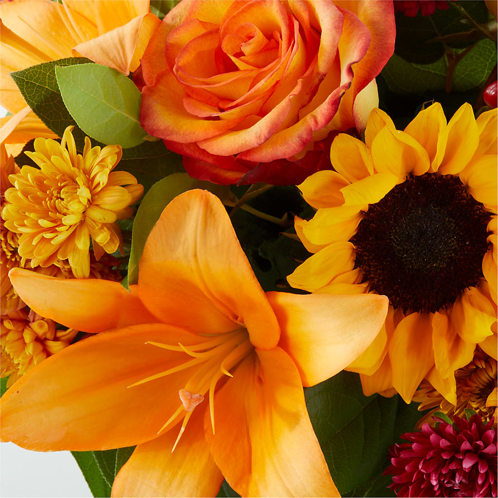 Grateful Centerpiece –  Hirzel Brothers Greenhouse, Toledo OH