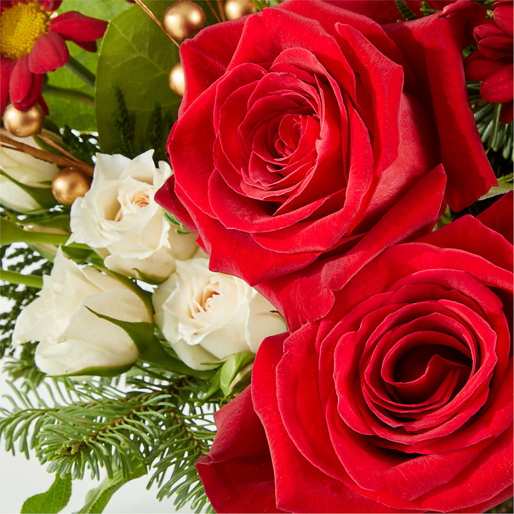 Believe Bouquet –  Hirzel Brothers Greenhouse, Toledo OH
