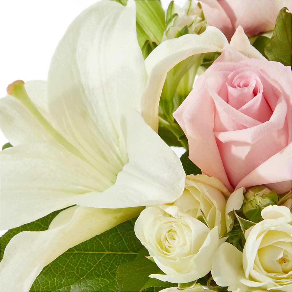 Kindhearted Bouquet –  Hirzel Brothers Greenhouse, Toledo OH