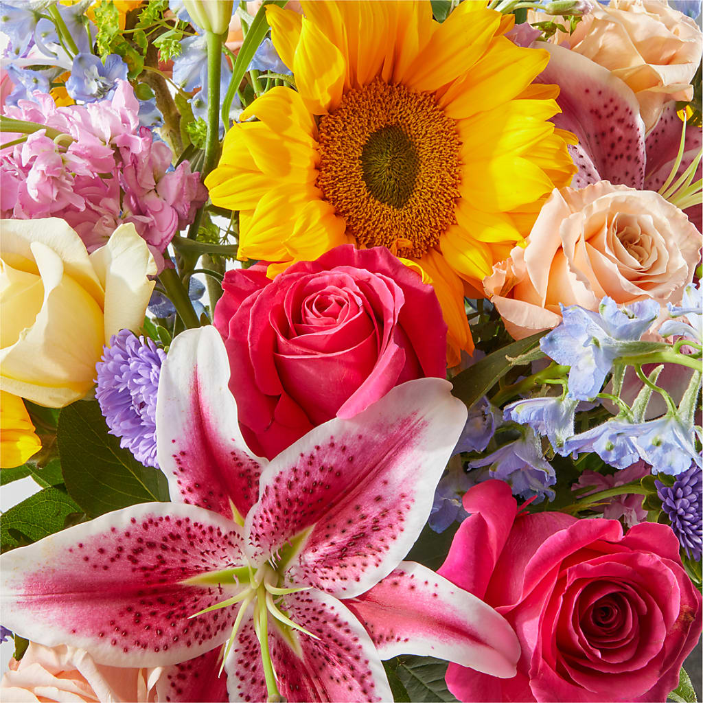 Dreamy Meadows Bouquet –  Hirzel Brothers Greenhouse, Toledo OH
