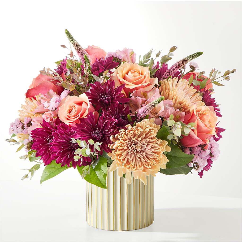 Berry Cobbler Bouquet with Ivory Vase –  Hirzel Brothers Greenhouse, Toledo OH
