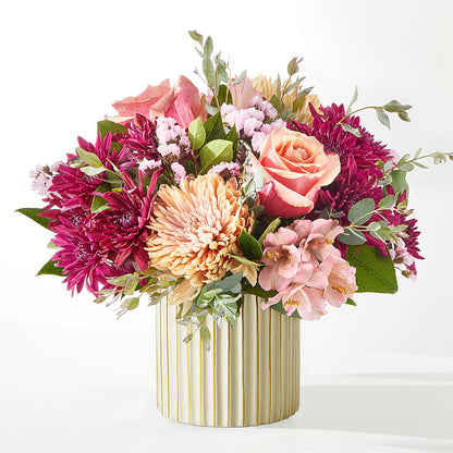 Berry Cobbler Bouquet with Ivory Vase –  Hirzel Brothers Greenhouse, Toledo OH