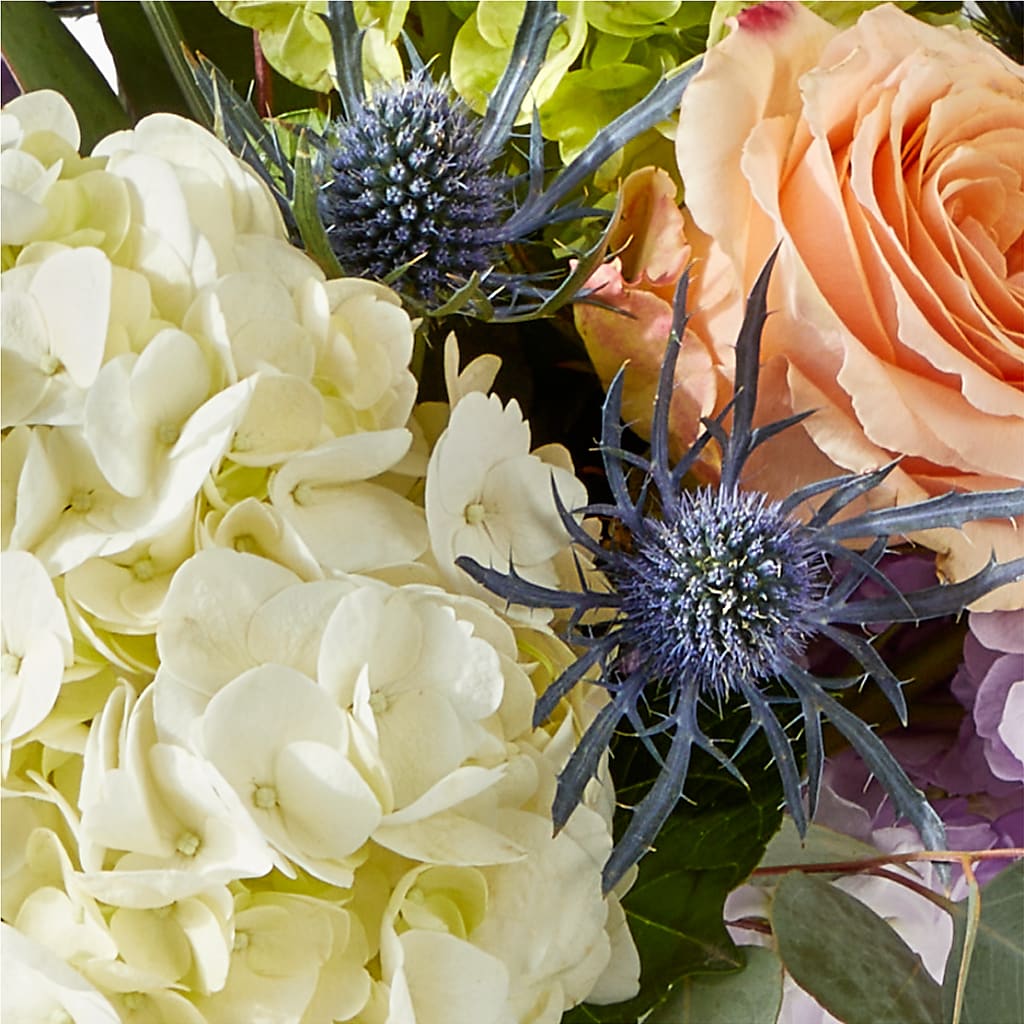 Porch Swing Bouquet –  Hirzel Brothers Greenhouse, Toledo OH
