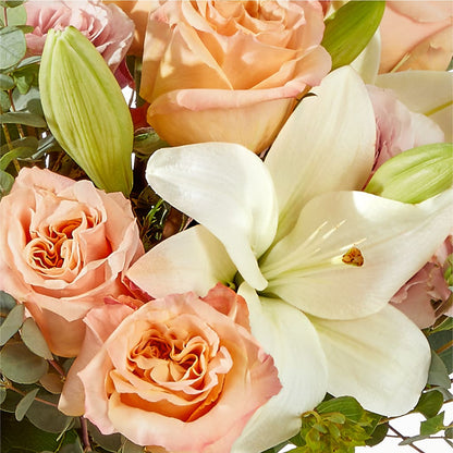 Grapefruit Splash Bouquet –  Hirzel Brothers Greenhouse, Toledo OH
