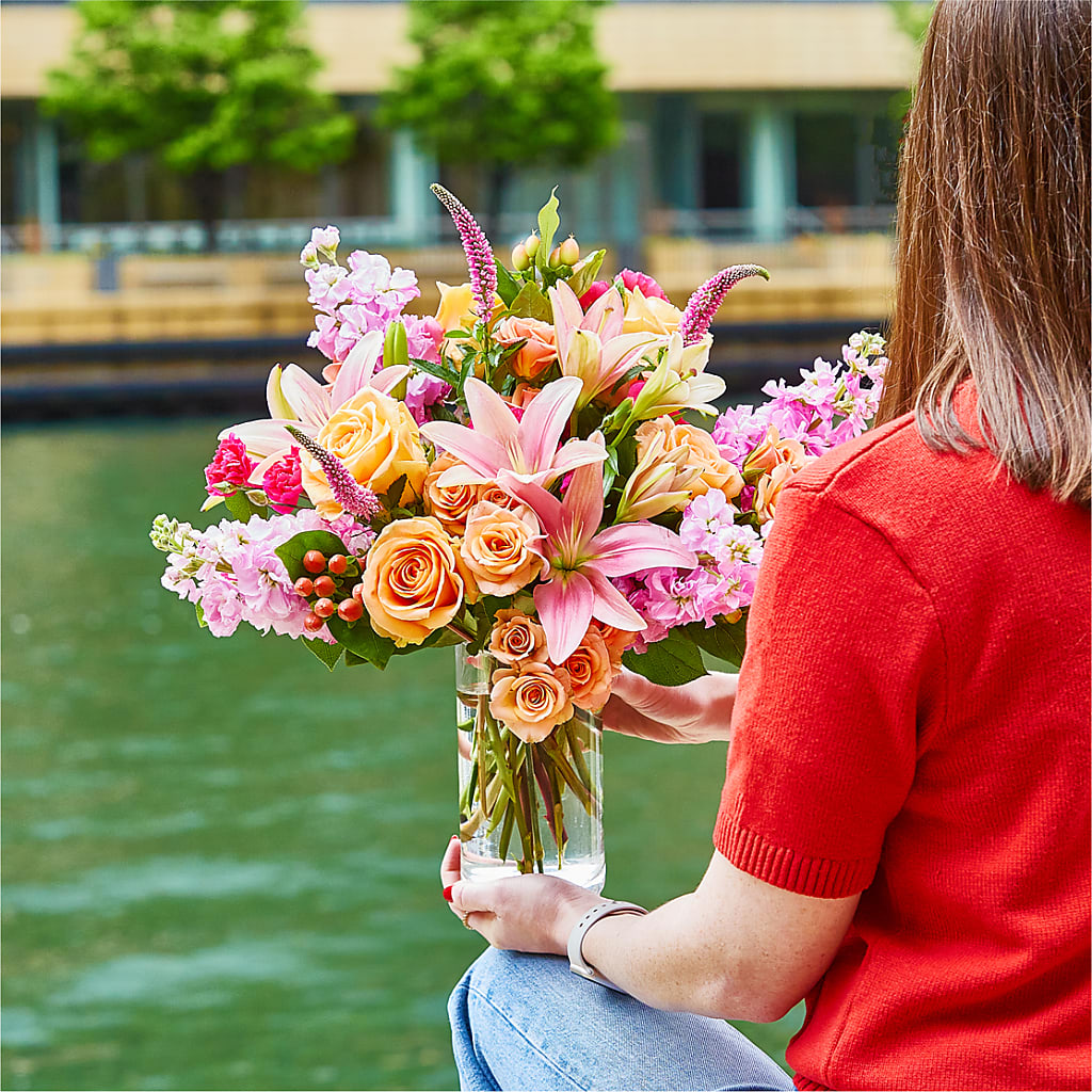 Bisous Bouquet –  Hirzel Brothers Greenhouse, Toledo OH
