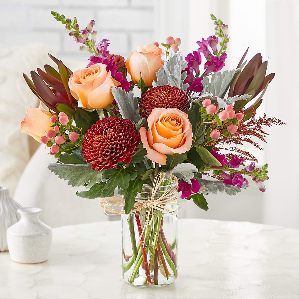Moody Hues Bouquet –  Hirzel Brothers Greenhouse, Toledo OH