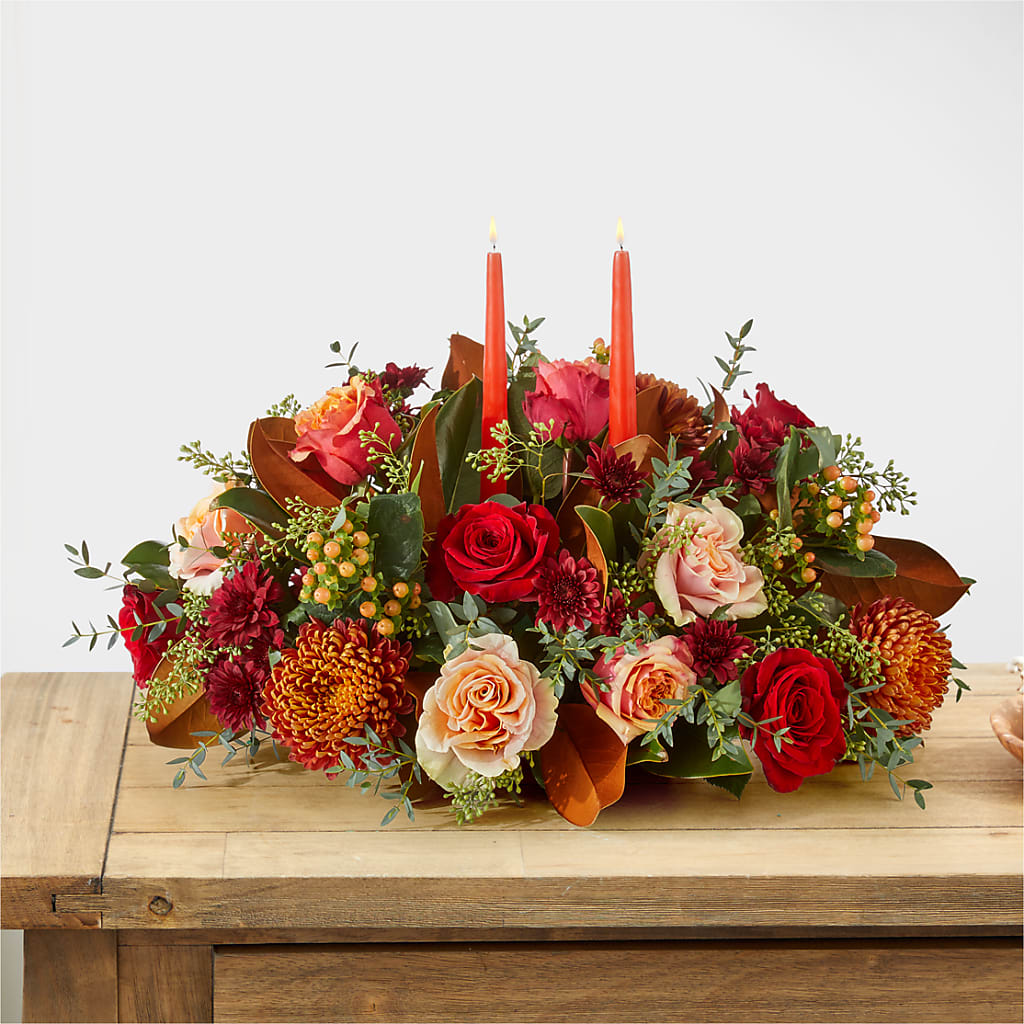 Gather Near Centerpiece –  Hirzel Brothers Greenhouse, Toledo OH