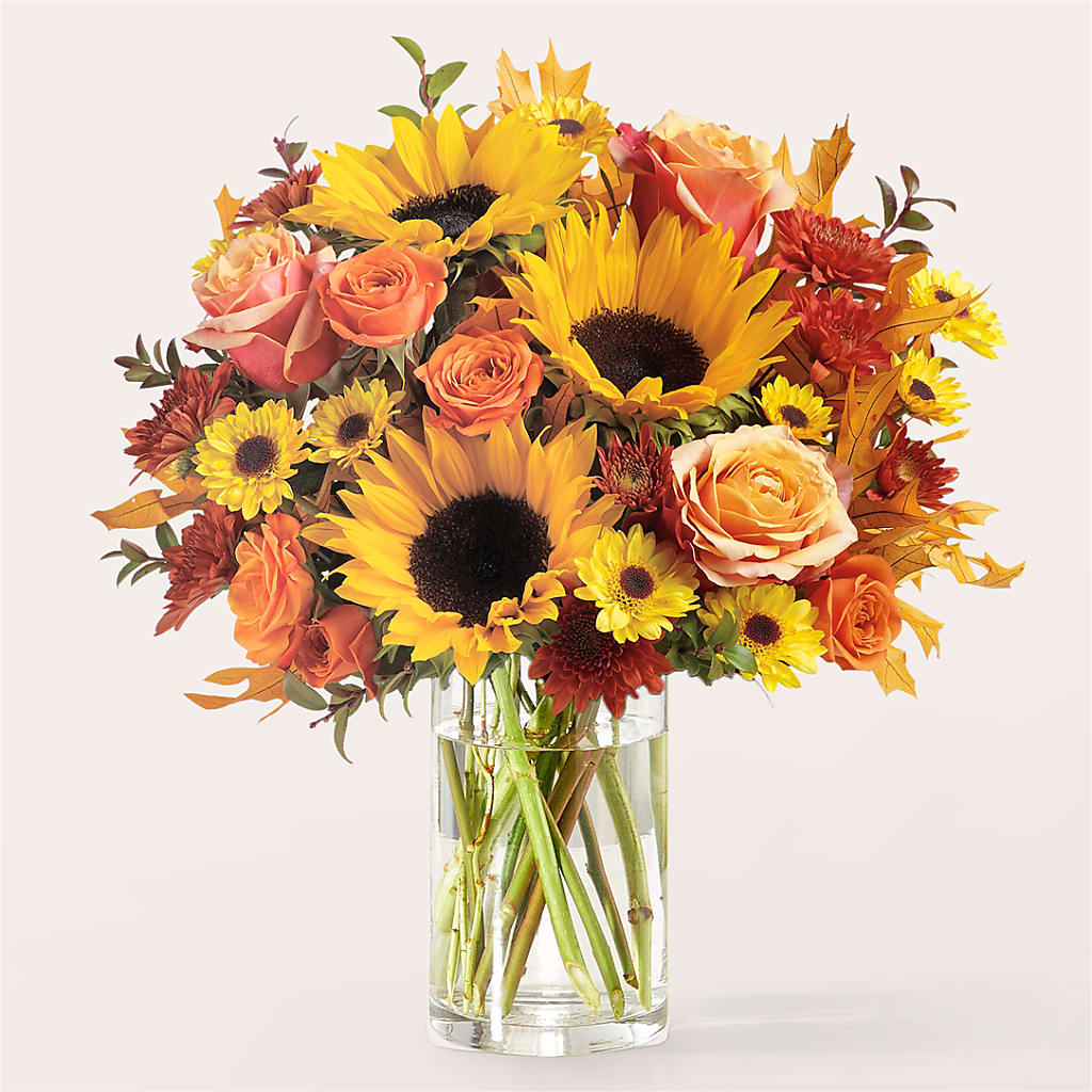 Fluttering Foliage Bouquet –  Hirzel Brothers Greenhouse, Toledo OH